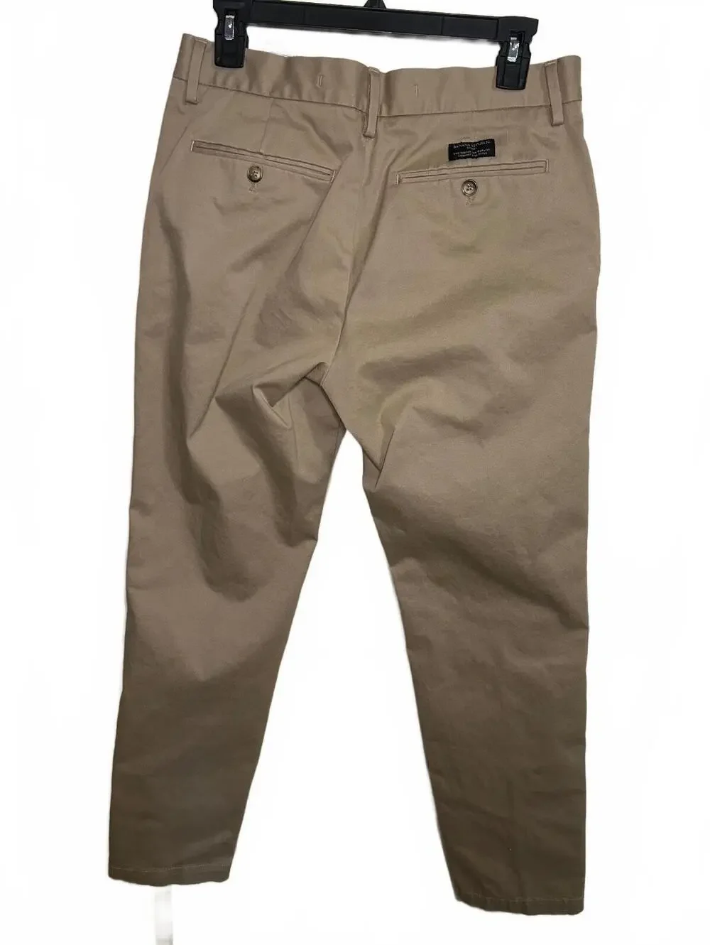 BR Khakis pants beige slim 31 x 32 flat front chino